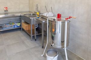 Imkerverein Krefeld e. V. - Schleuderraum